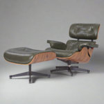 Lounge chair Charles and Ray Eames in waxy dark green leather with rosewood